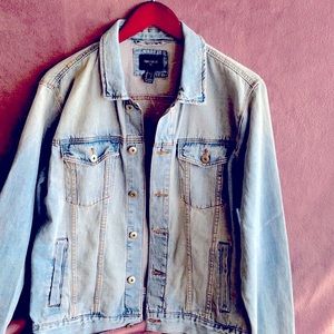 Light denim jean jacket like new L forever 21 men
